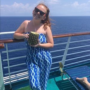 Meet your Posher, Taylor